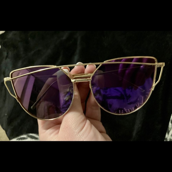 Accessories - Aviator sunglasses.